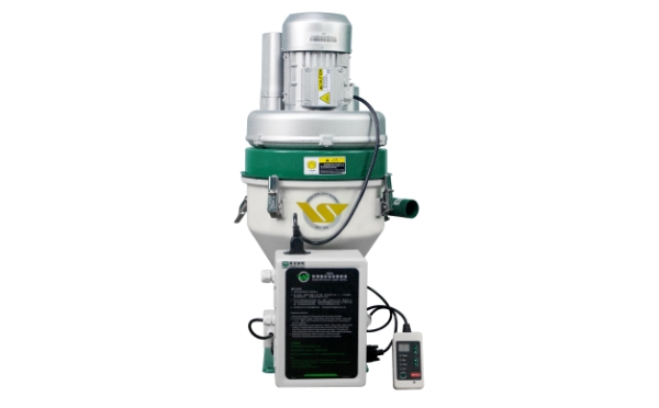 为何在注塑过程中采用吸料机更为理想？